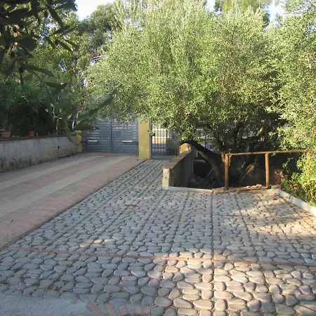 Il Giardino Degli Ulivi בית נופש *
